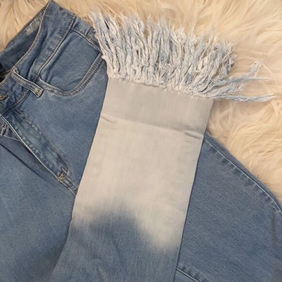 Forever 21 fringe denim  - Picture 3 of 4